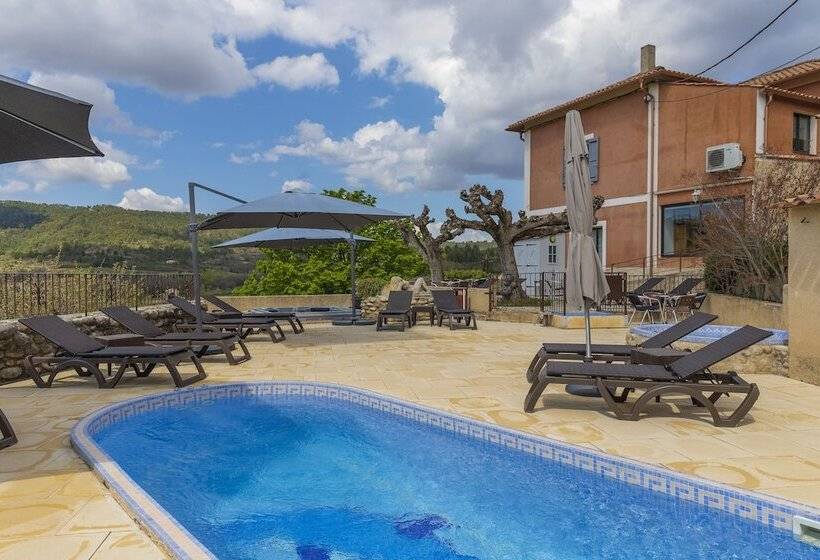 ホテル Hôtel Le Colombier