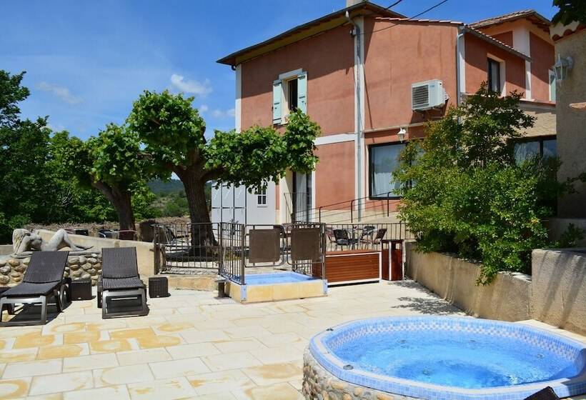 ホテル Hôtel Le Colombier