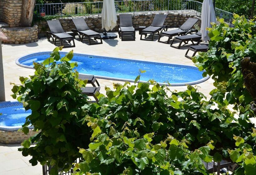 ホテル Hôtel Le Colombier