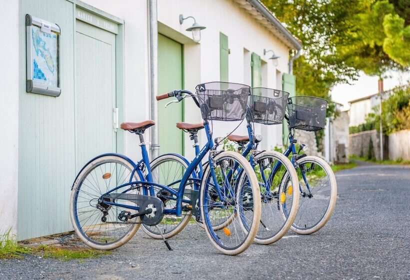 فندق Hôtel Le Peu Breton