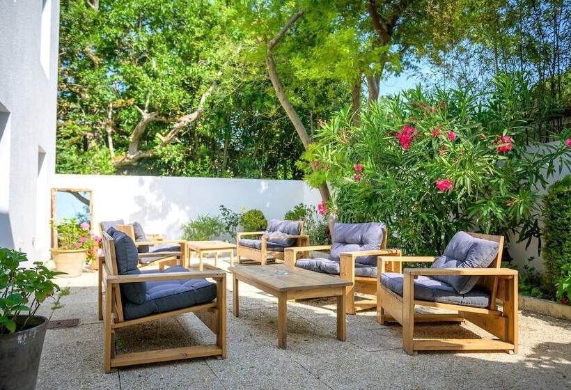 فندق Hôtel Le Peu Breton