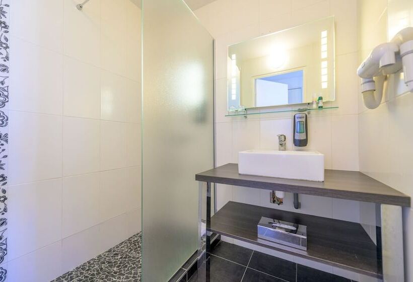 فندق Hôtel Le Peu Breton