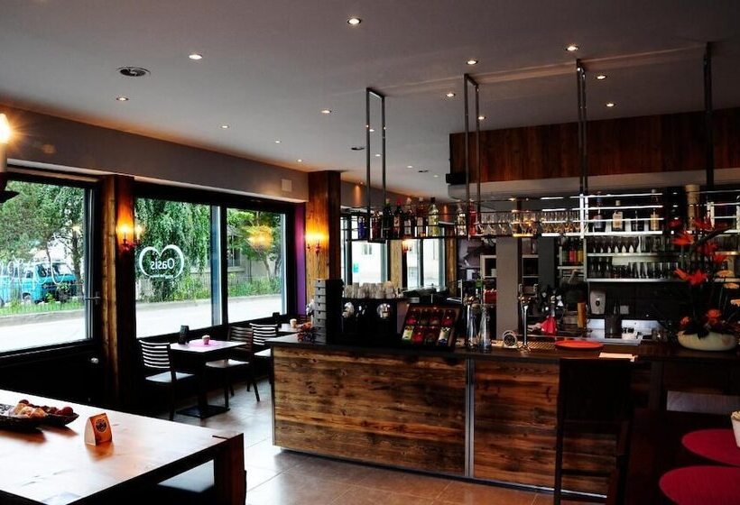 בית מלון כפרי Hôtel Oasis