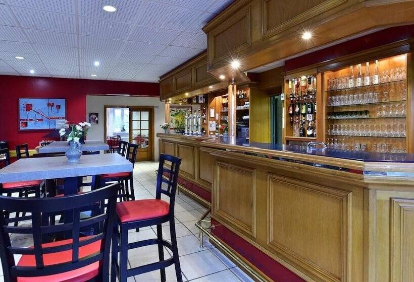 호텔 Hôtel Restaurant Au Lion D Or