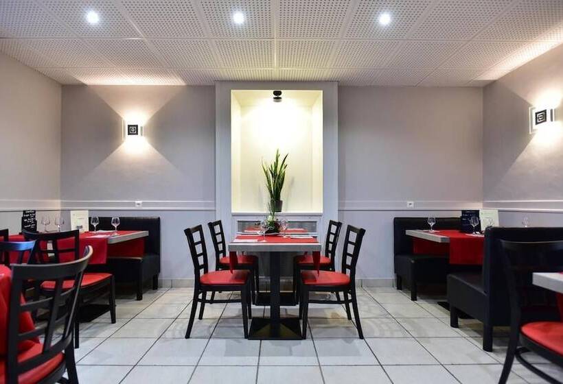 호텔 Hôtel Restaurant Au Lion D Or