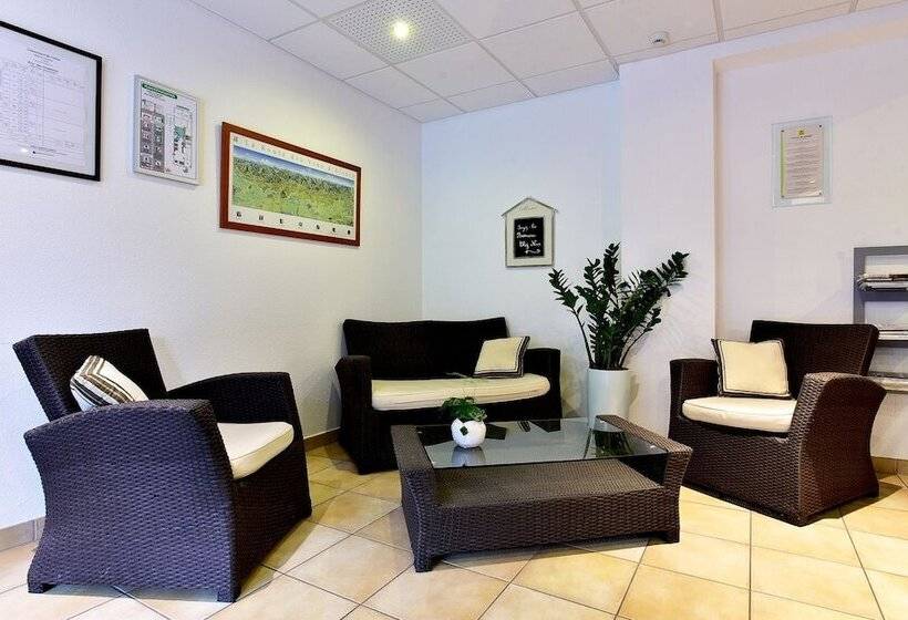 호텔 Hôtel Restaurant Au Lion D Or