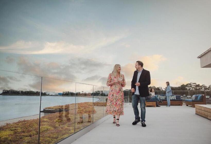 Отель åhus Seaside