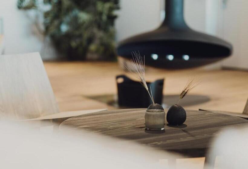 Отель åhus Seaside