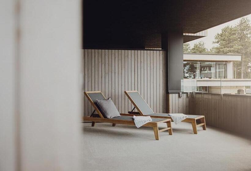 Отель åhus Seaside