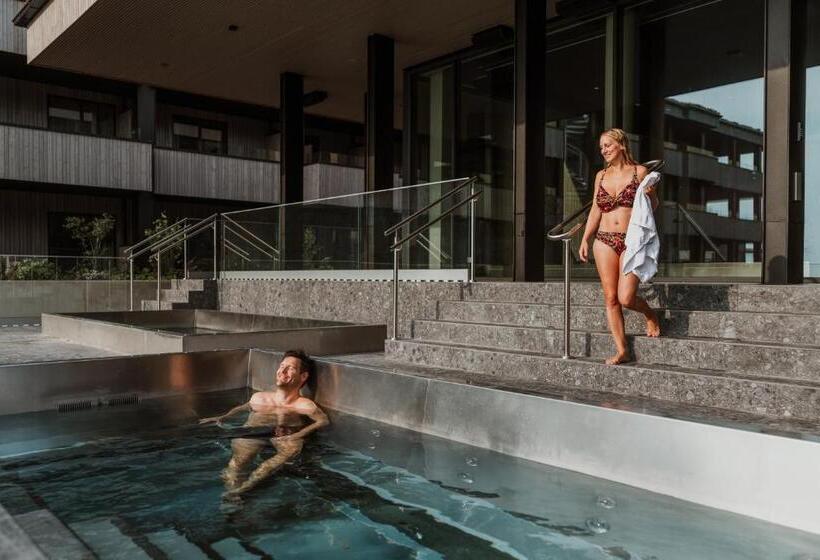 Отель åhus Seaside