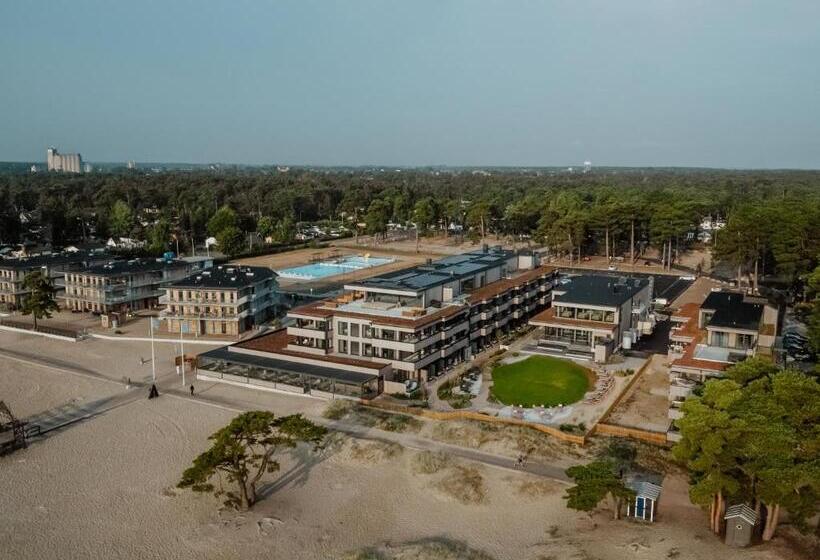 Отель åhus Seaside