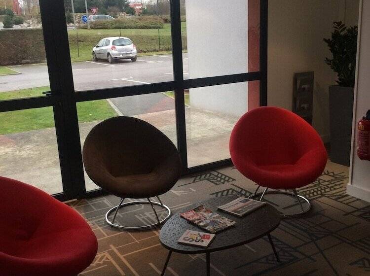 Отель Ibis Styles Rouen Valdereuil