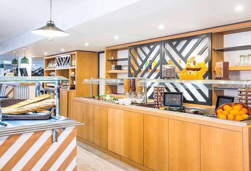 Отель Ibis Styles Rouen Valdereuil