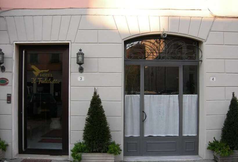 ホテル Il Falchetto