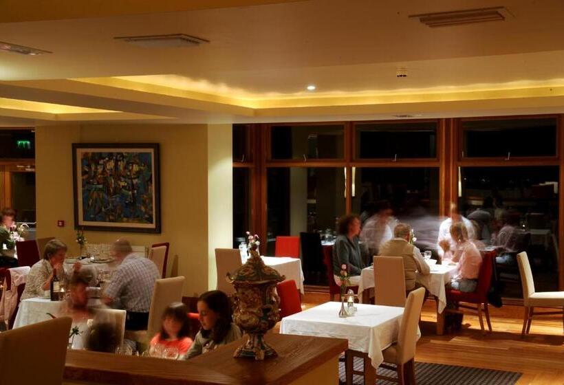 فندق Inishbofin House