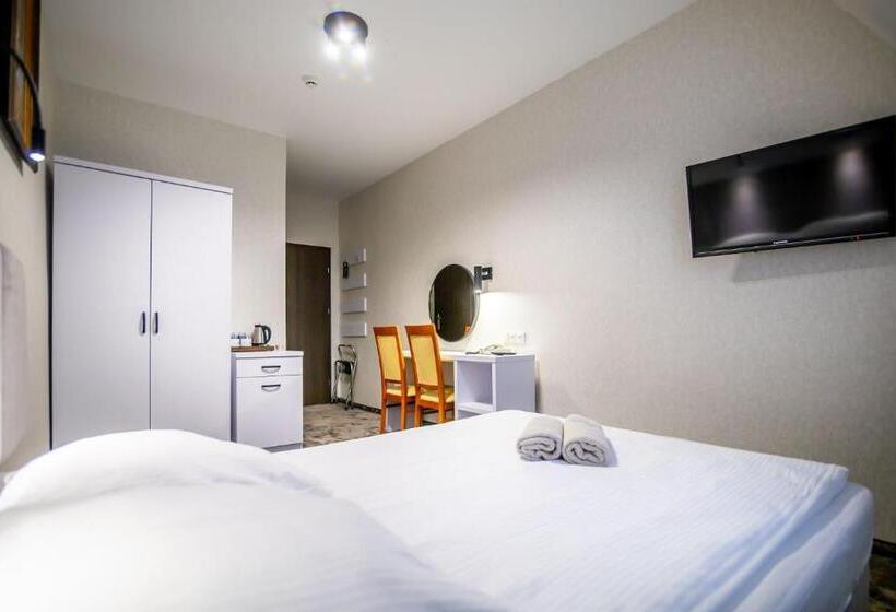 هتل Jantar Wellness & Spa