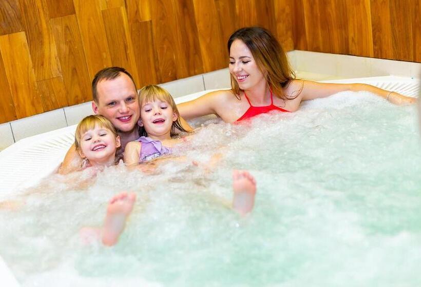 هتل Jantar Wellness & Spa