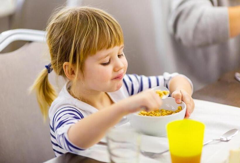 هتل Jantar Wellness & Spa