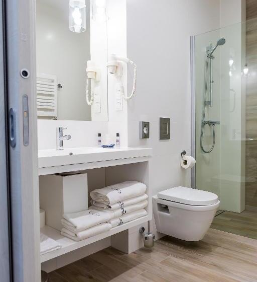 هتل Jantar Wellness & Spa