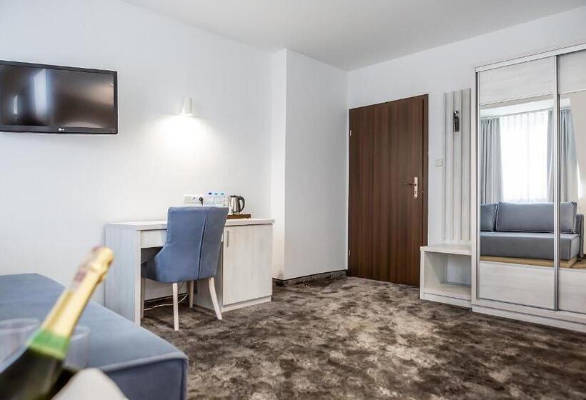 هتل Jantar Wellness & Spa