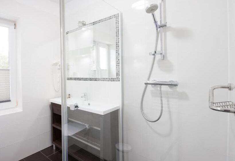 هتل Jantar Wellness & Spa