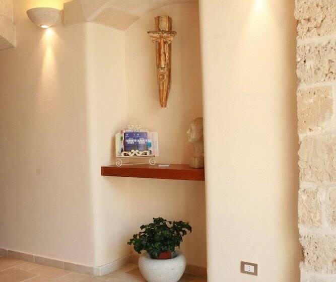 בית מלון כפרי L Arcangelo   Boutique