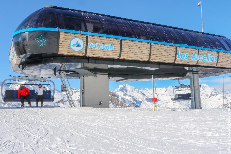 L Outa Hotel Restaurant