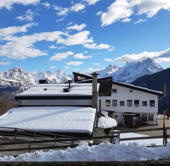 ホテル La Caminatha