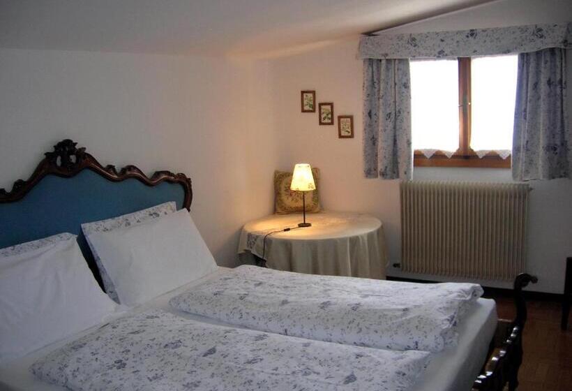 ホテル La Caminatha