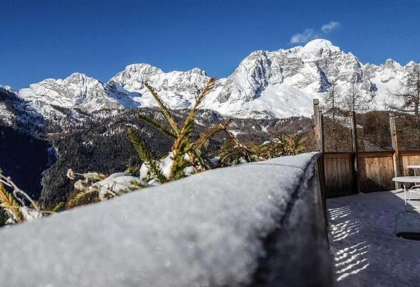 ホテル La Caminatha