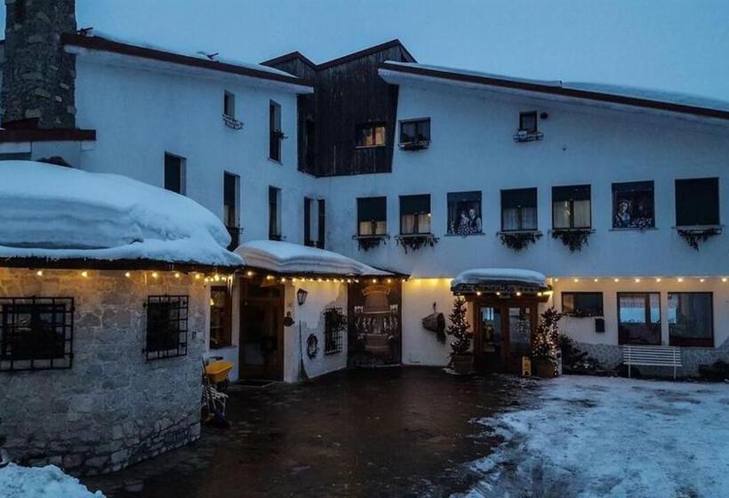 ホテル La Caminatha