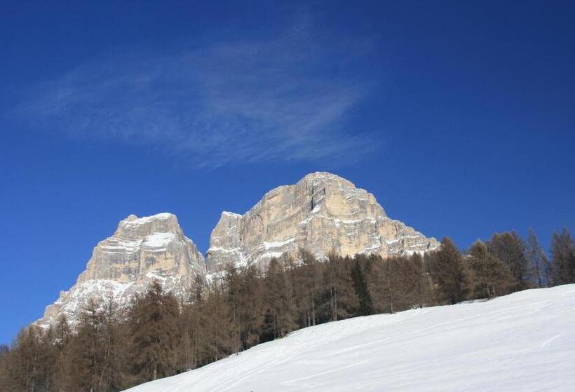 ホテル La Caminatha