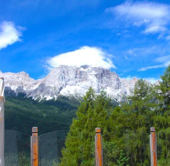 ホテル La Caminatha