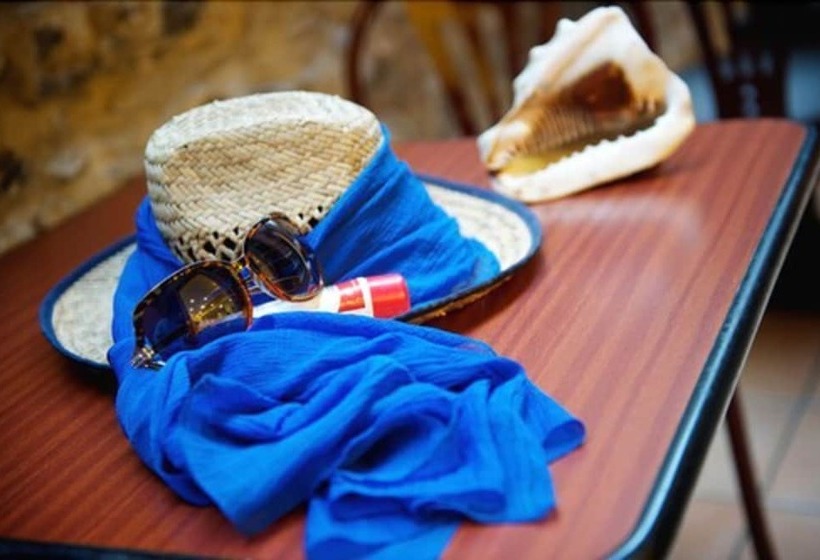 هتل La Camogliese