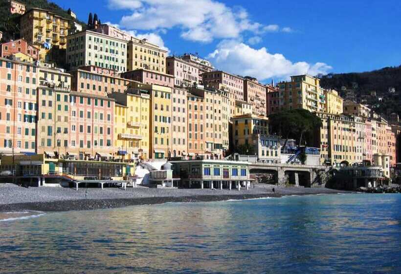 فندق La Camogliese