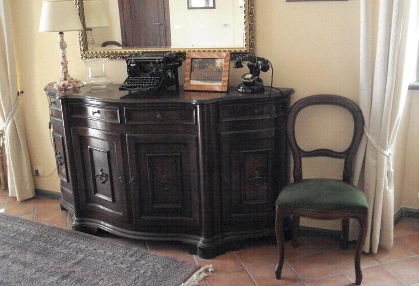 هتل La Campana D Oro