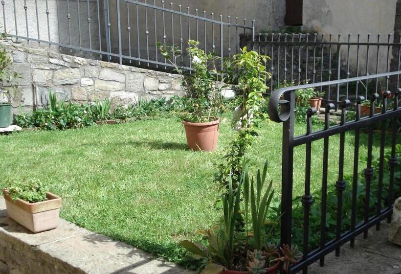 هتل La Campana D Oro