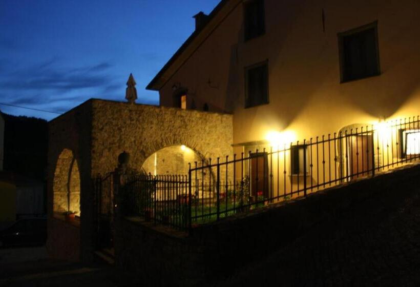 هتل La Campana D Oro