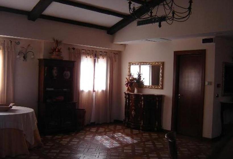 ホテル La Locanda Di Castromediano