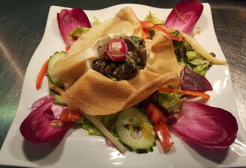 호텔 Logis Hôtel & Restaurant Le Fleurance