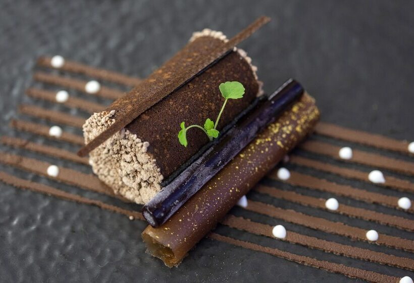 فندق Logis Hôtellerie Les Brisants , Restaurant J M Perochon