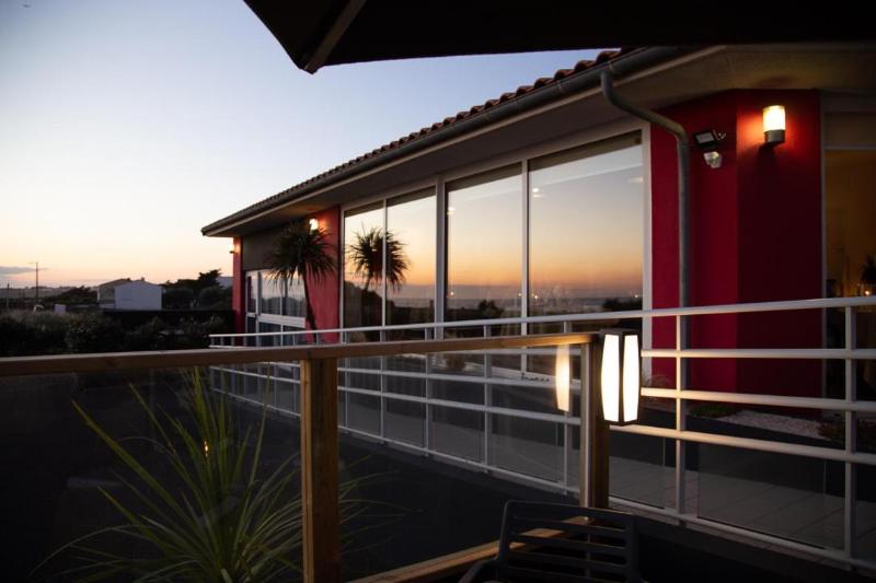 فندق Logis Hôtellerie Les Brisants , Restaurant J M Perochon