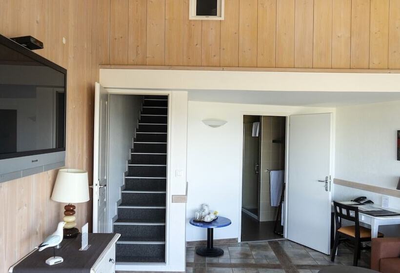 فندق Logis Hôtellerie Les Brisants , Restaurant J M Perochon