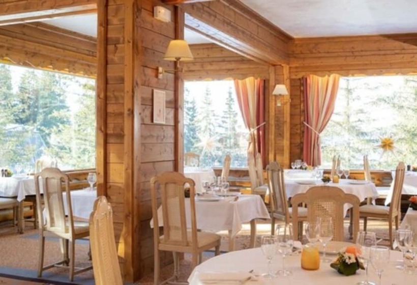 Отель Les Ducs De Savoie