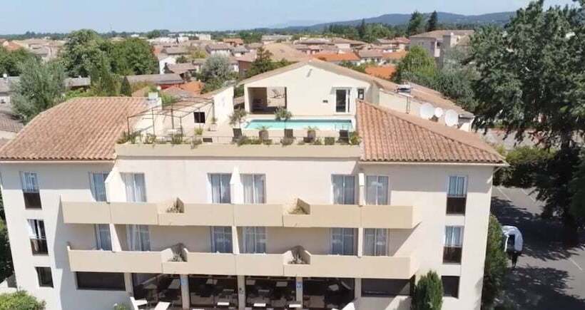 בית מלון כפרי Les Nevons