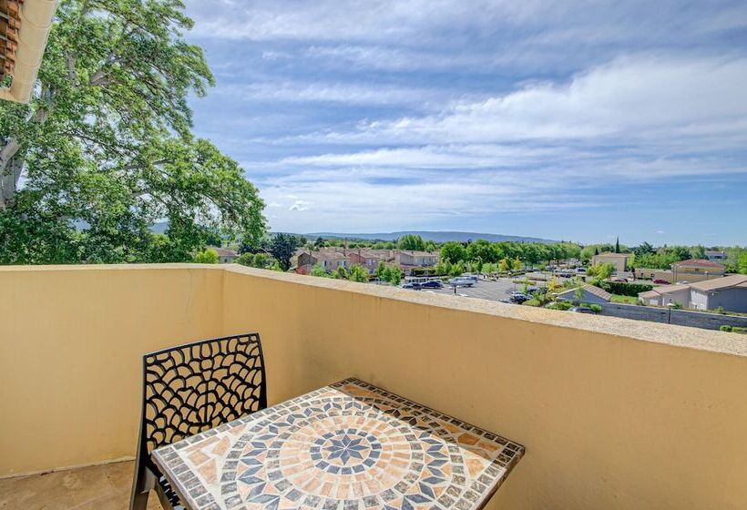 בית מלון כפרי Les Nevons