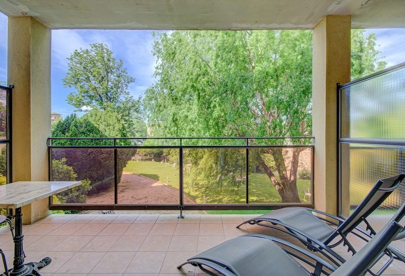 בית מלון כפרי Les Nevons