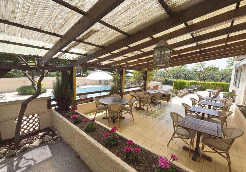 ホテル Les Oliviers