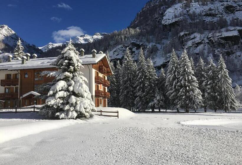 בית מלון כפרי Lo Scoiattolo