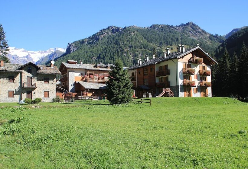 בית מלון כפרי Lo Scoiattolo